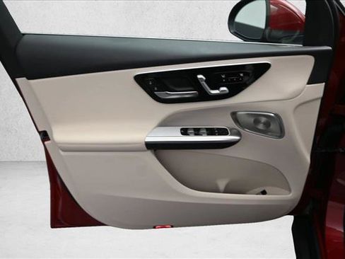 Certified 2026 Mercedes-Benz GLC 300 4MATIC image 19