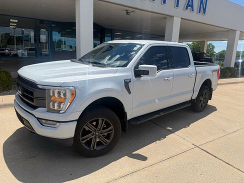 Used 2022 Ford F150 Lariat AWD/4WD image 2