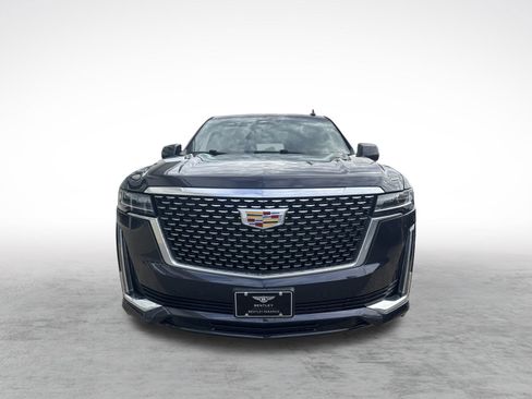 Used 2023 Cadillac Escalade Premium Luxury image 7