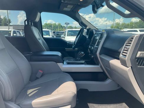 Used 2016 Ford F150 Lariat AWD/4WD image 12