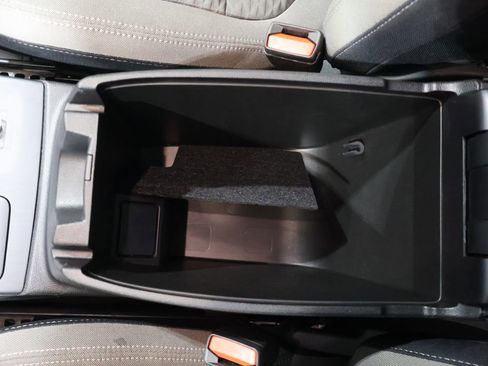 Used 2022 Ford Escape SE w/ Cold Weather Package image 35