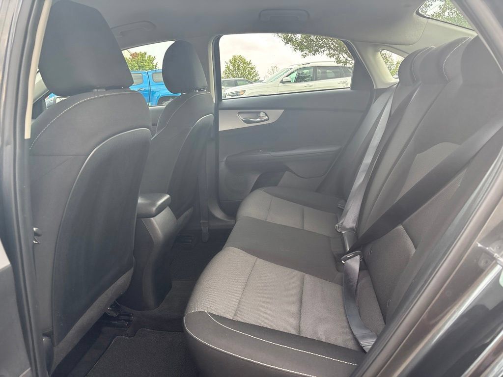 Certified 2023 Kia Forte LXS FWD image 13