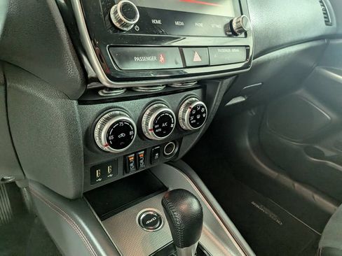 Used 2022 Mitsubishi Outlander Sport SE AWD/4WD image 25