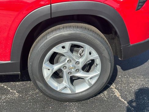 New 2026 Chevrolet Trax LS w/ LS Convenience Package image 4