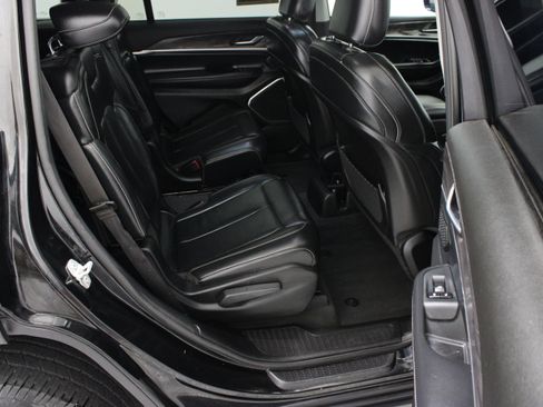 Used 2021 Jeep Grand Cherokee L Limited RWD image 39