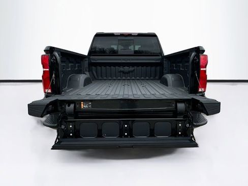 New 2026 Chevrolet Silverado 2500 ZR2 image 27
