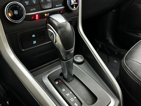 Used 2021 Ford EcoSport Titanium image 17