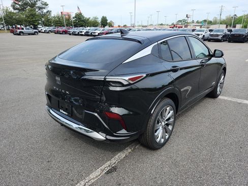 New 2026 Buick Envista Avenir FWD image 3