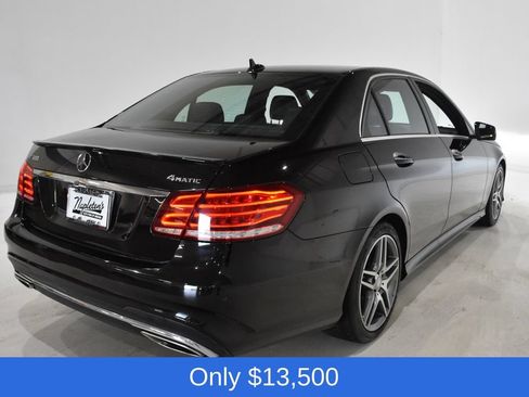 Used 2016 Mercedes-Benz E 400 4MATIC Sedan image 4