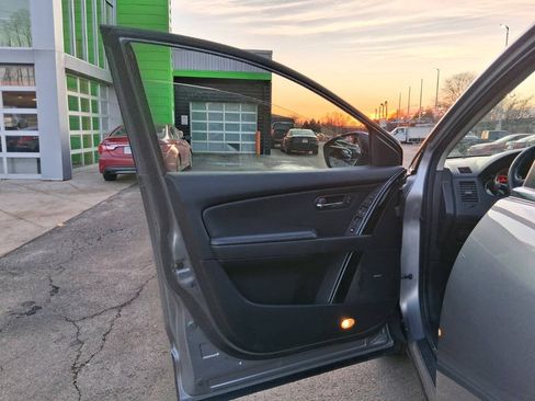 Used 2011 MAZDA CX-9 Touring w/ Moonroof & Bose Audio Pkg FWD image 20