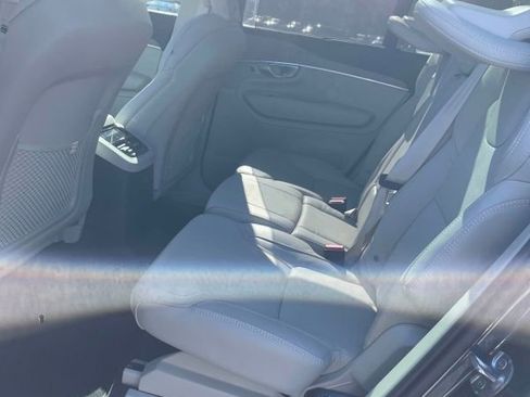 Used 2024 Volvo XC90 T8 Ultimate w/ Protection Package Premier image 4
