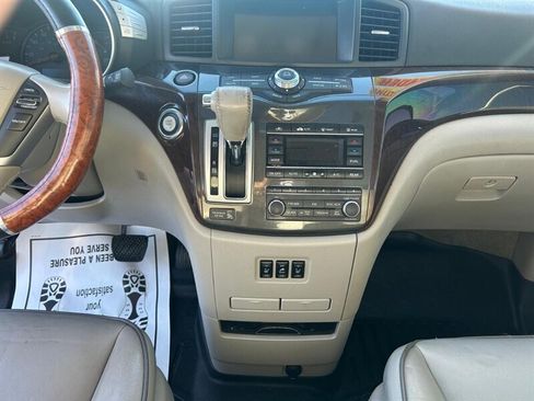 Used 2012 Nissan Quest LE FWD image 27
