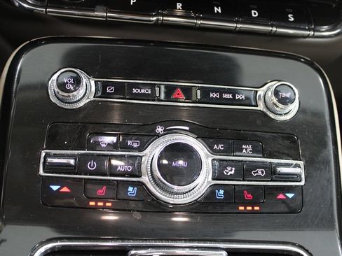 Used 2023 Lincoln Nautilus Reserve AWD/4WD image 45