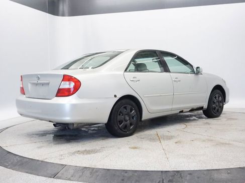 Used 2003 Toyota Camry LE image 10