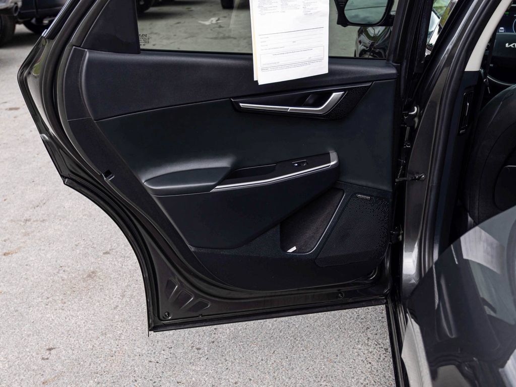 Used 2023 Kia EV6 Wind w/ Wind Technology Package AWD/4WD image 14