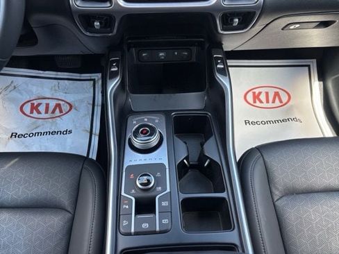 Certified 2023 Kia Sorento EX AWD/4WD image 14