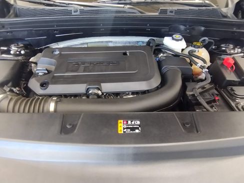 Used 2024 Buick Envision Preferred AWD/4WD image 9