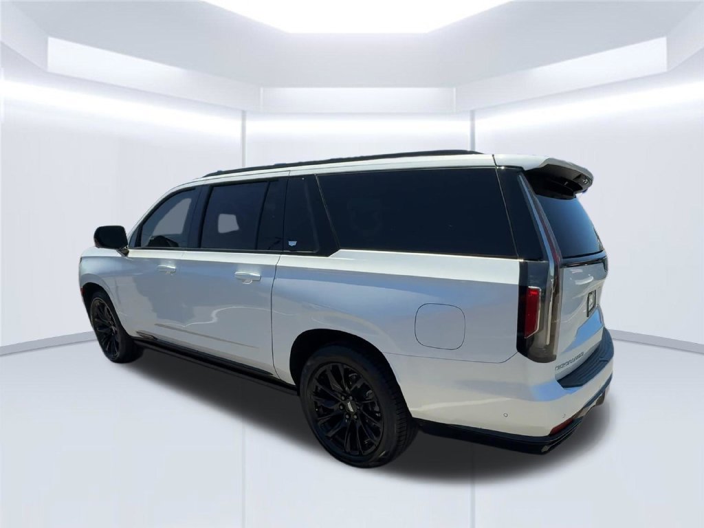 Used 2024 Cadillac Escalade ESV Sport Platinum AWD/4WD image 8
