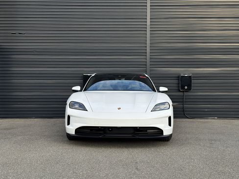 Used 2025 Porsche Taycan AWD/4WD image 11