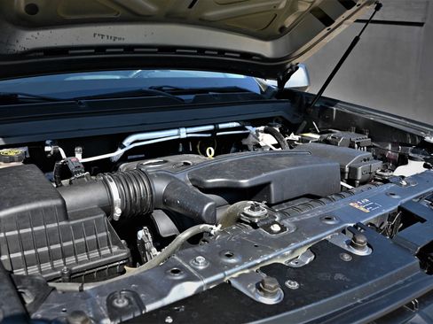 Used 2022 Chevrolet Colorado LT w/ Fleet Safety Package image 27