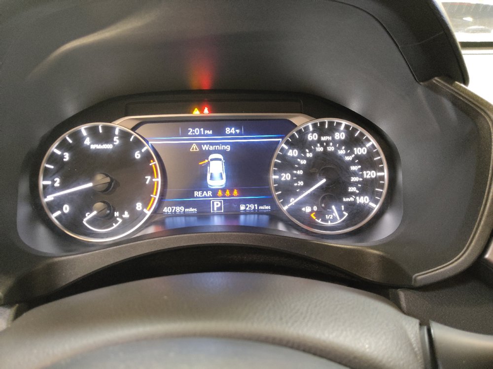 Used 2025 Nissan Altima 2.5 SV FWD image 23