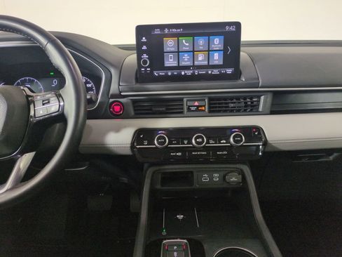 Certified 2023 Honda Pilot EX-L image 17