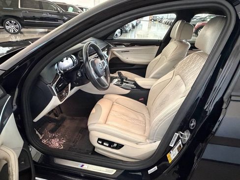 Used 2017 BMW 540i RWD image 16