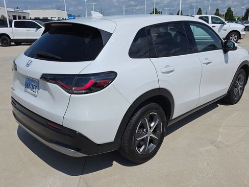 Certified 2024 Honda HR-V EX-L image 5