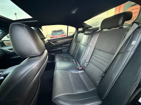 Used 2017 Lexus GS 350 F Sport image 32
