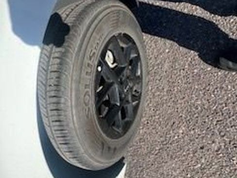 Used 2025 Kia K5 LXS image 11