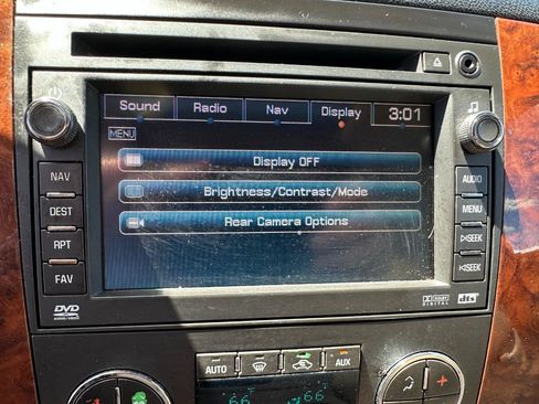 Used 2007 Chevrolet Tahoe LTZ w/ LTZ Preferred Equipment Group AWD/4WD image 64