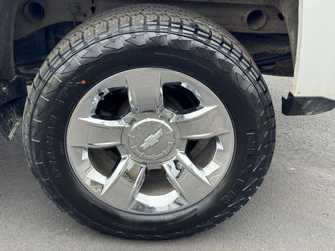 Used 2018 Chevrolet Silverado 1500 LT w/ All Star Edition image 10