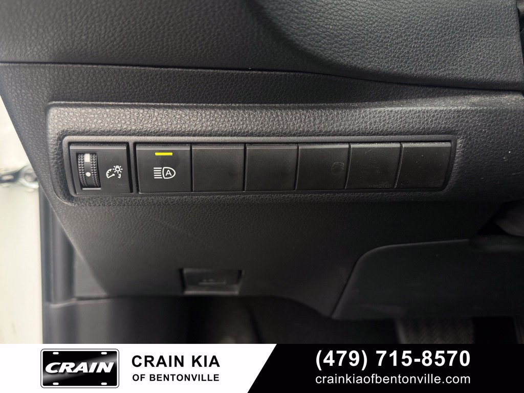 Used 2023 Toyota Corolla SE FWD image 12