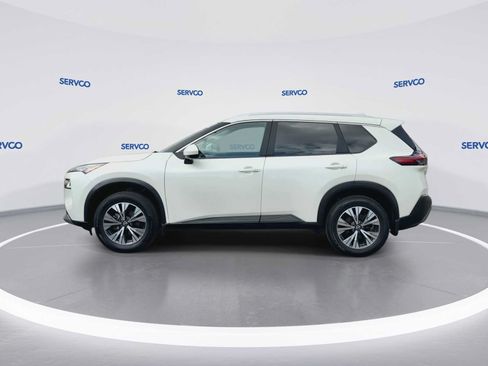 Used 2023 Nissan Rogue SV w/ SV Premium B Package FWD image 5