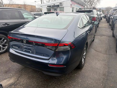 Used 2023 Honda Accord EX image 6