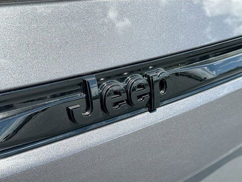 New 2026 Jeep Grand Cherokee Limited image 19
