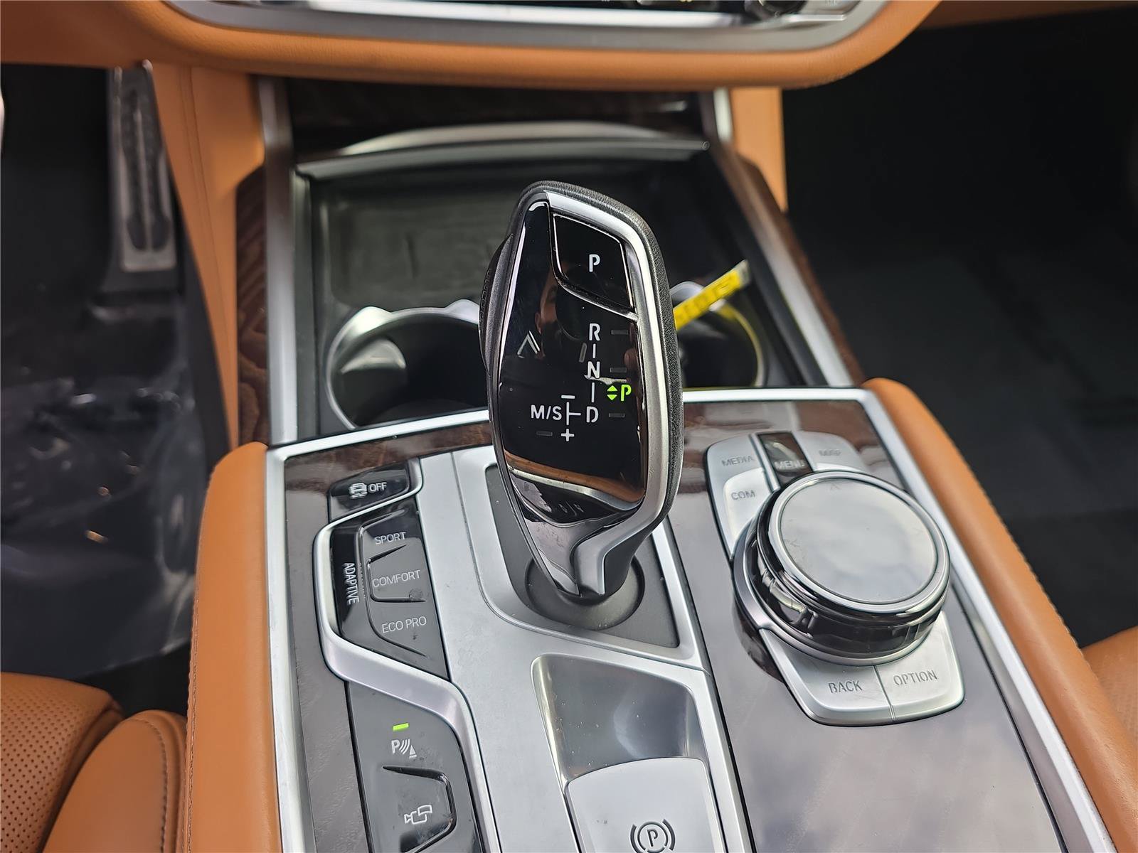Used 2021 BMW 740i xDrive w/ M Sport Package AWD/4WD image 22