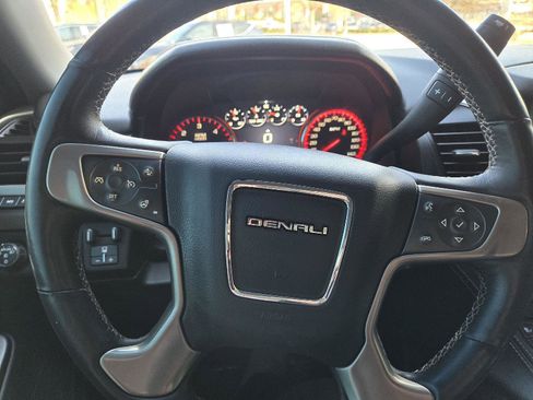 Used 2015 GMC Yukon Denali w/ Premium Package image 34