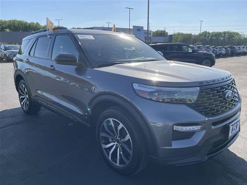 Certified 2023 Ford Explorer ST-Line w/ Class IV Trailer Tow Package AWD/4WD image 7