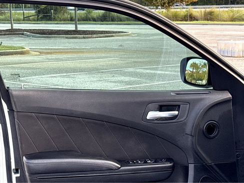 Used 2021 Dodge Charger SXT w/ Blacktop Package image 7