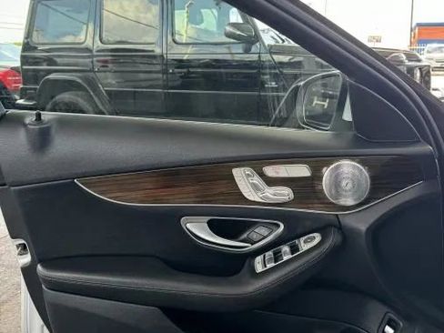 Used 2016 Mercedes-Benz C 300 Sedan image 19