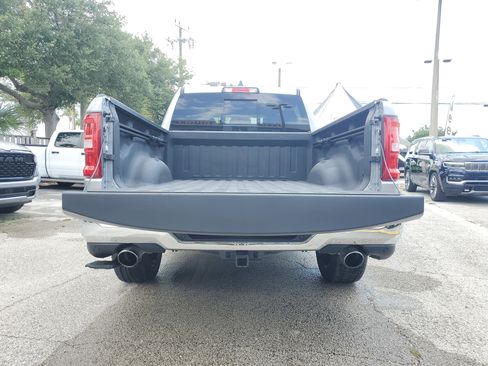 Used 2025 RAM 1500 Laramie AWD/4WD image 7