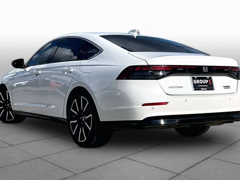Used 2023 Honda Accord Touring image 12