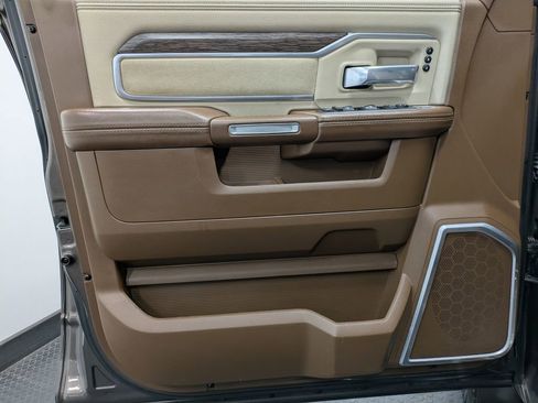 Used 2019 RAM 3500 Laramie image 8