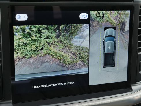 Certified 2025 Ford F150 Platinum w/ Equipment Group 703A Plus image 21