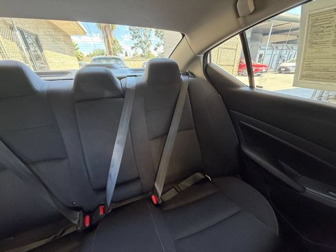 Used 2025 Nissan Altima 2.5 SV FWD image 37
