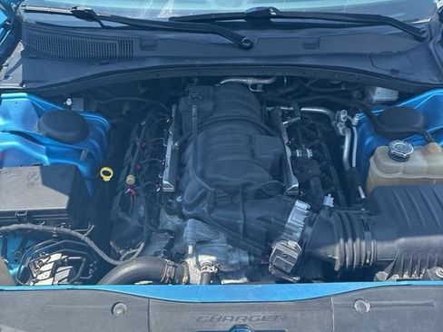 Used 2019 Dodge Charger Scat Pack RWD image 10