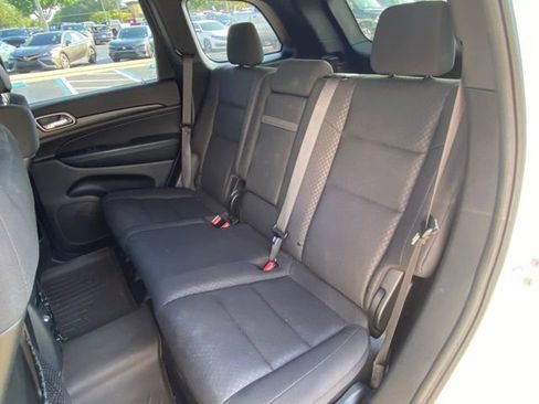 Used 2019 Jeep Grand Cherokee Laredo RWD image 25