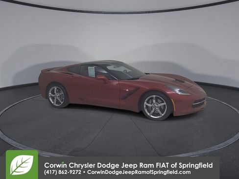 Used 2014 Chevrolet Corvette Stingray Coupe w/ 2LT Preferred Equipment Group RWD image 2