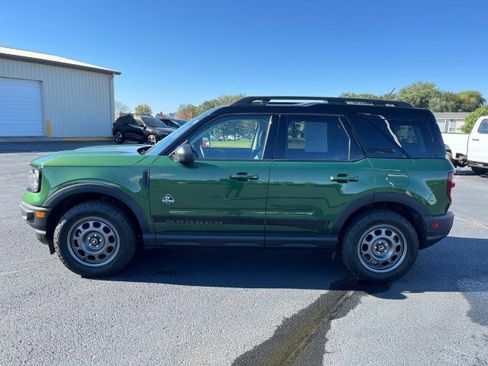 Used 2024 Ford Bronco Sport Outer Banks w/ Tech Package image 2